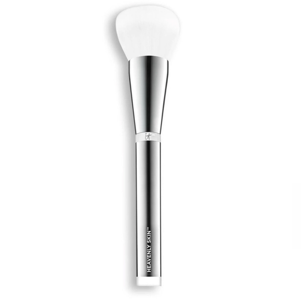 It Cosmetics Heavenly CC+ skin perfecting Brush (No. 702) New.